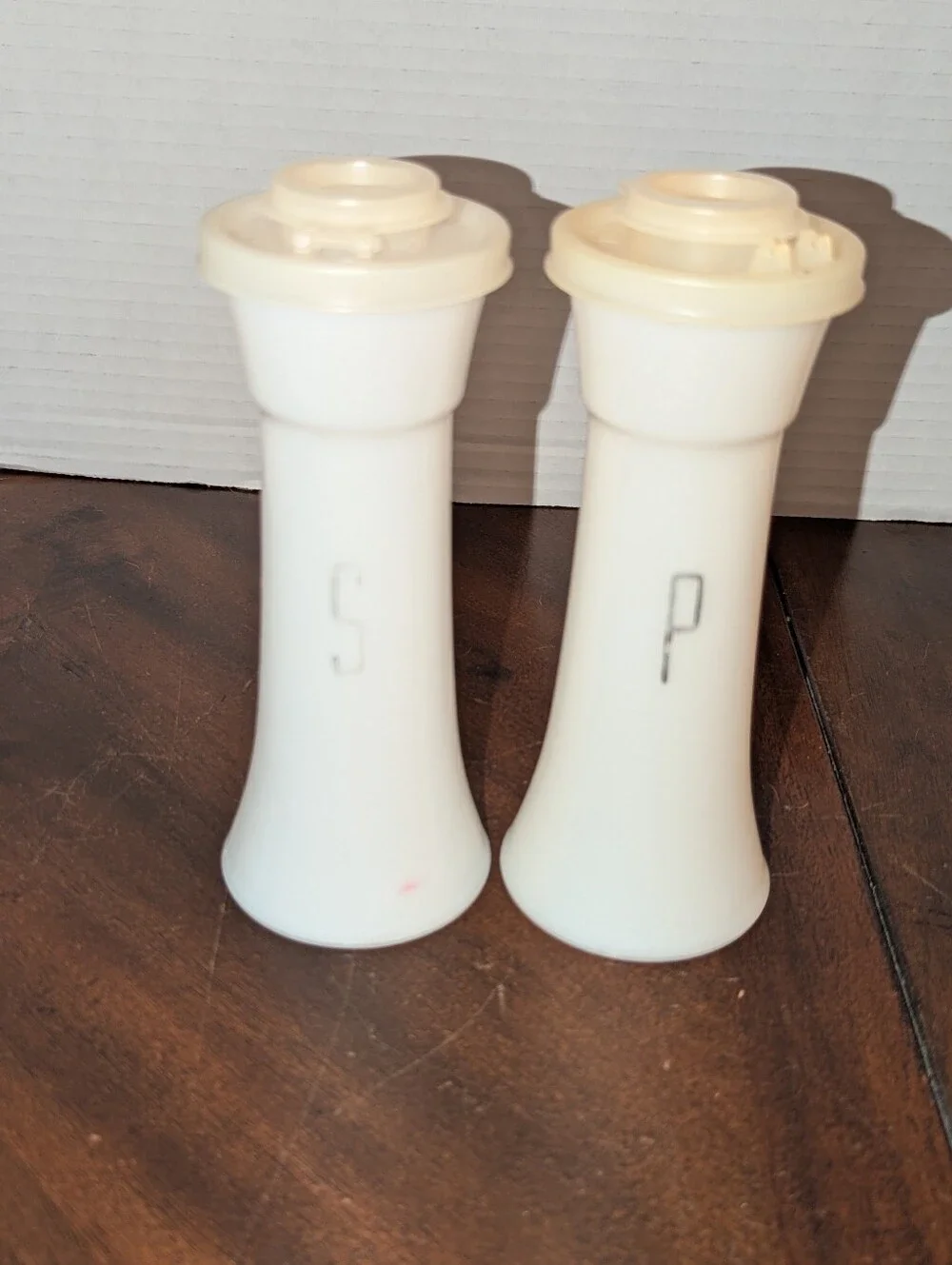 Vintafe Tupperware Salt And Pepper Shakers Large.